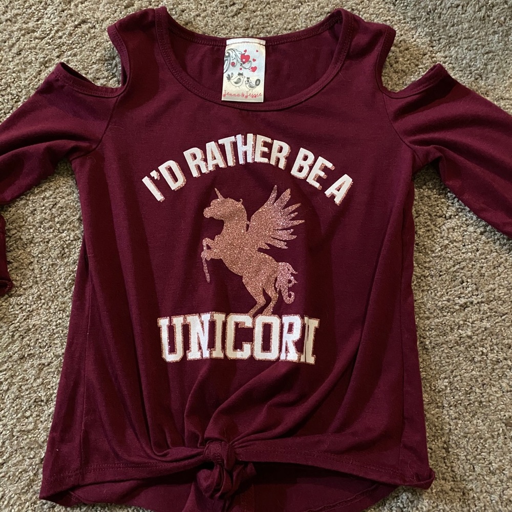 Long sleeve Jenna and Jessie cold shoulder top. 8